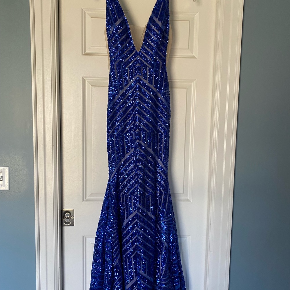 Elegant Blue Sequin Evening Gown